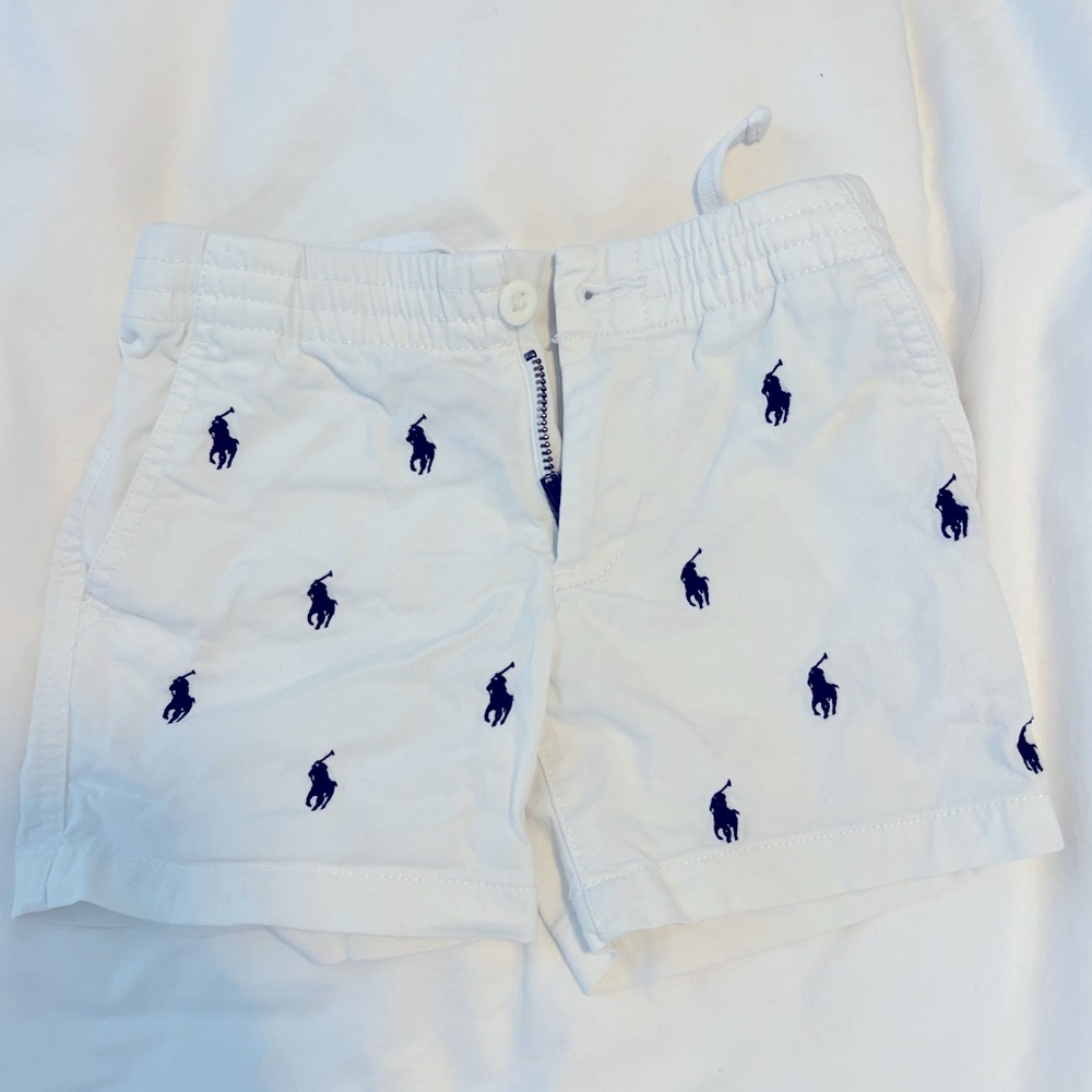 White navy polo 2T shorts